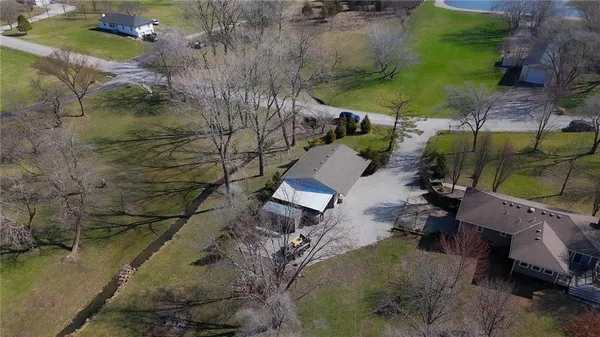 $450,000 | 21816 South Hannah Road, Harrisonville, MO 64701