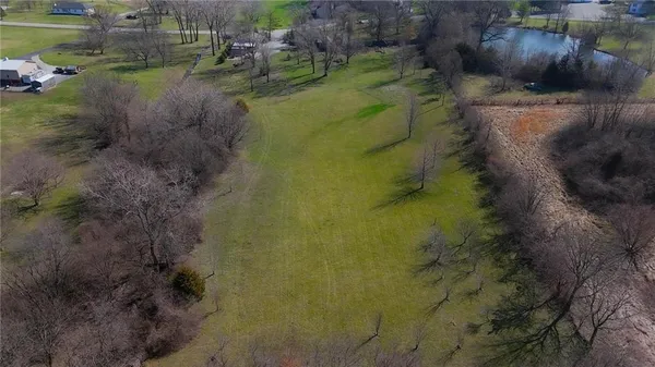 $450,000 | 21816 South Hannah Road, Harrisonville, MO 64701