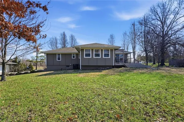 $450,000 | 21816 South Hannah Road, Harrisonville, MO 64701