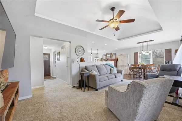 $450,000 | 21816 South Hannah Road, Harrisonville, MO 64701