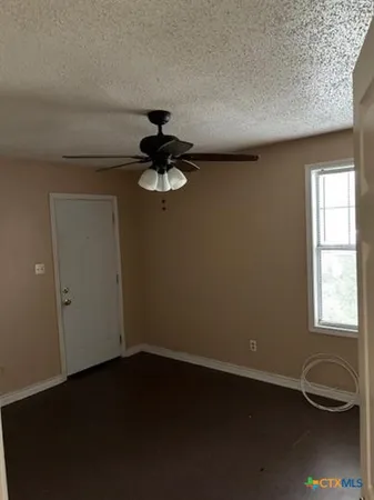 $925 | 205 West Vardeman Avenue, Unit B, Killeen, TX 76541