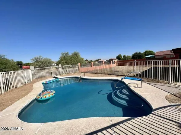$2,800 | 14038 North 180th Avenue, Surprise, AZ 85388