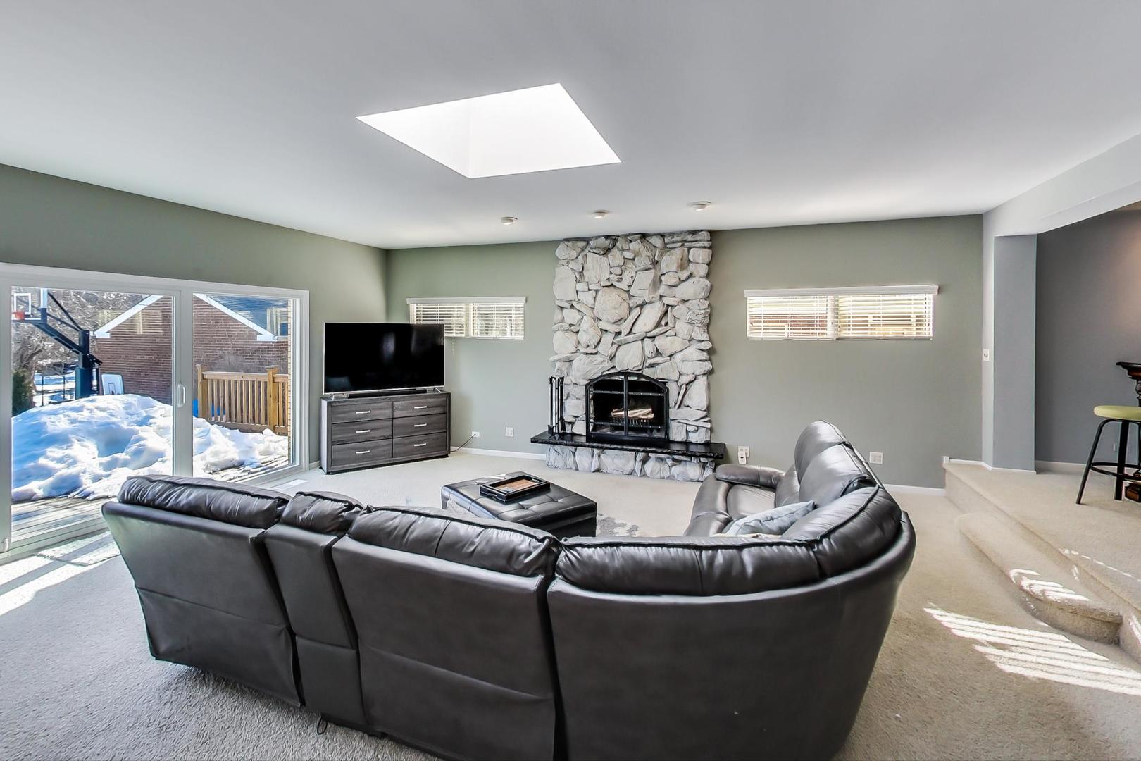 616 Selborne Road Riverside, IL 60546 - Photo 17 of 51