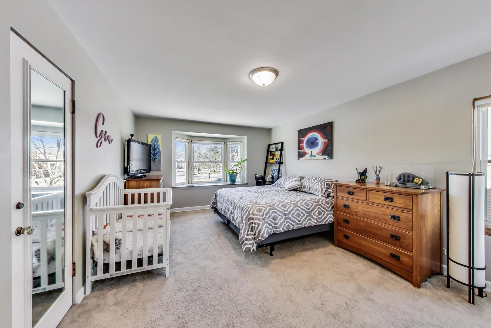 616 Selborne Road Riverside, IL 60546 - Photo 22 of 51