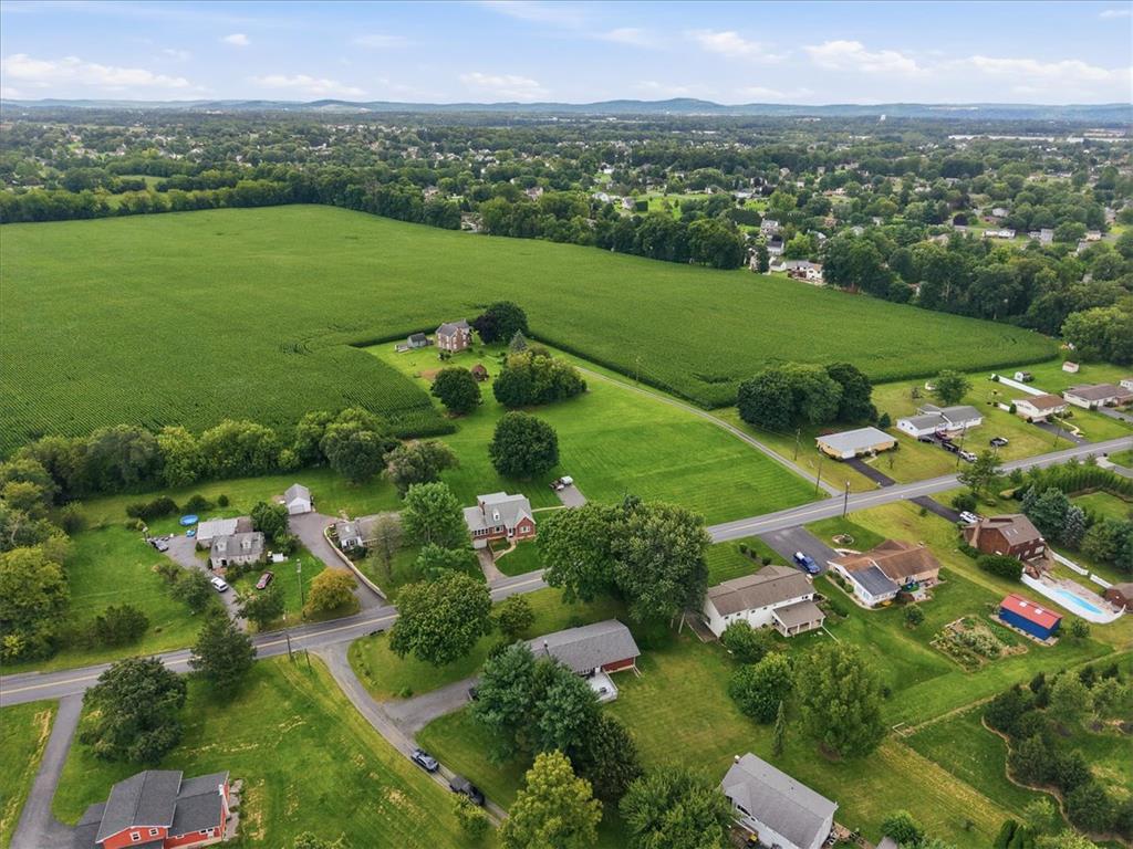 569 Georgetown Road Nazareth, PA 18064 - Photo 64 of 65 Gallery Image 64