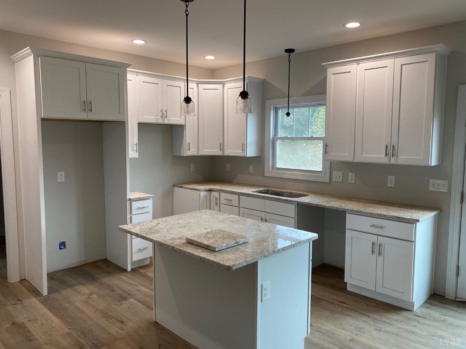 1351 Wheeler Road Lynchburg, VA 24504 - Photo 2 of 9 Gallery Image 2