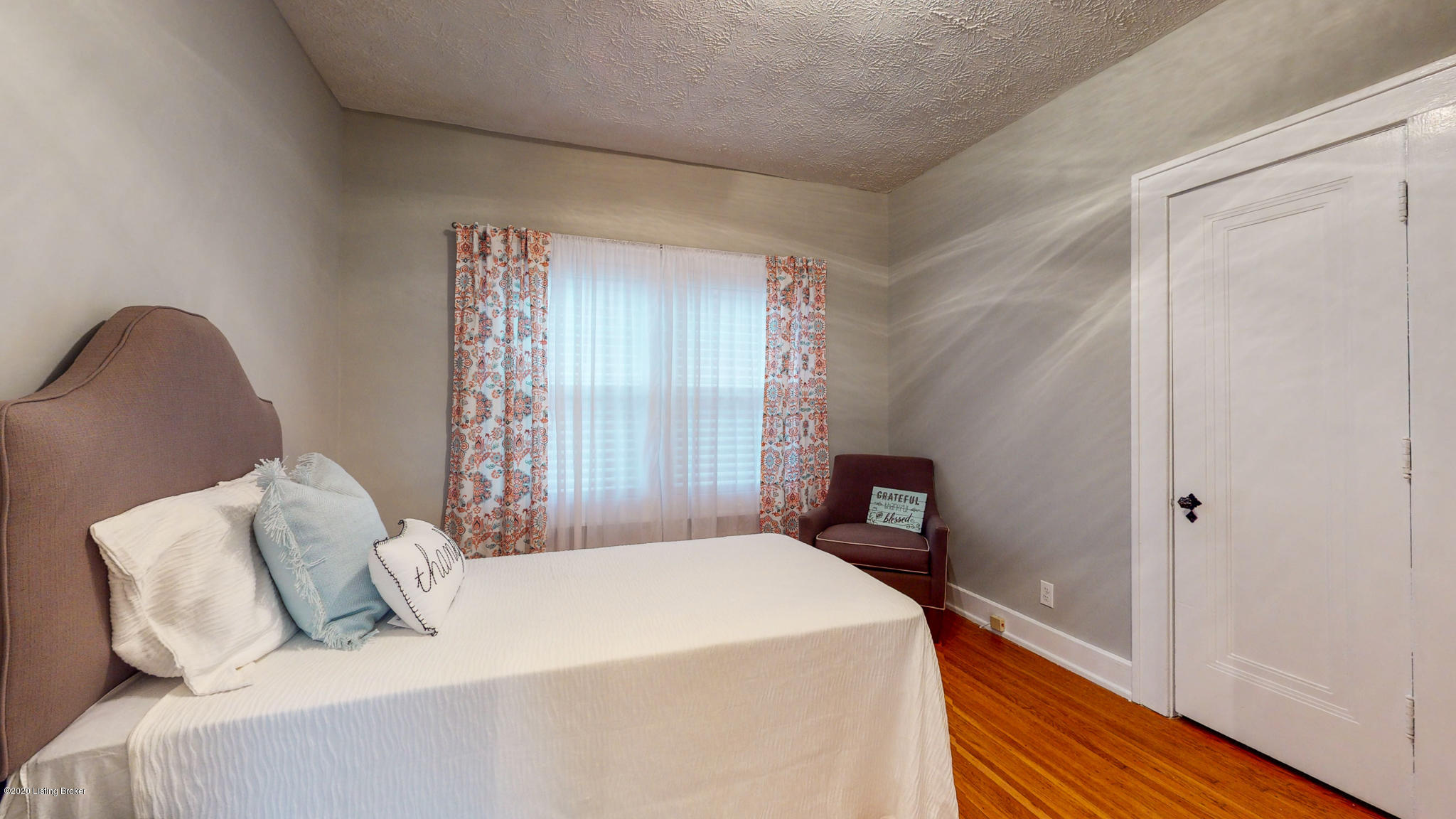 3425 Lexington Road Louisville, KY 40207 - Photo 35 of 55 3425 Lexington Rd Louisville KY 40207-33