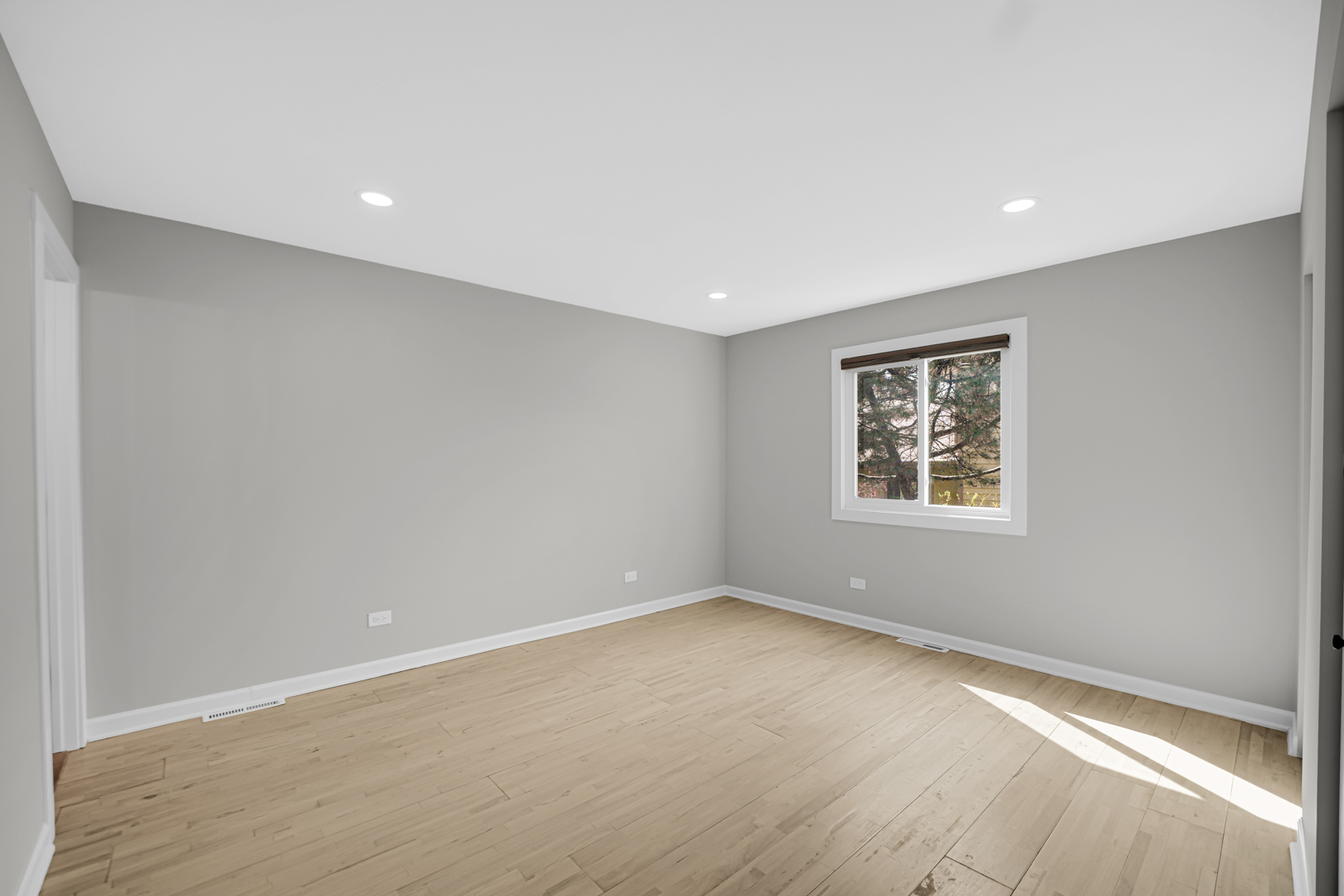 85 Larch Road Frankfort, IL 60423 - Photo 15 of 38 Gallery Image 15