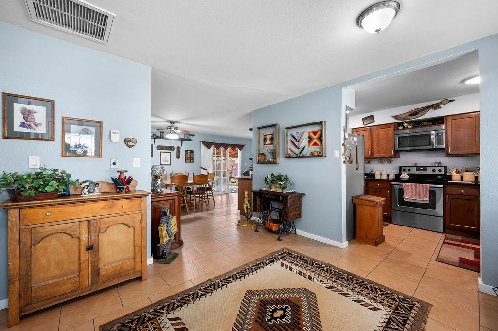 628 American Manor Road Grand Junction, CO 81504 - Photo 3 of 21 Gallery Image 3