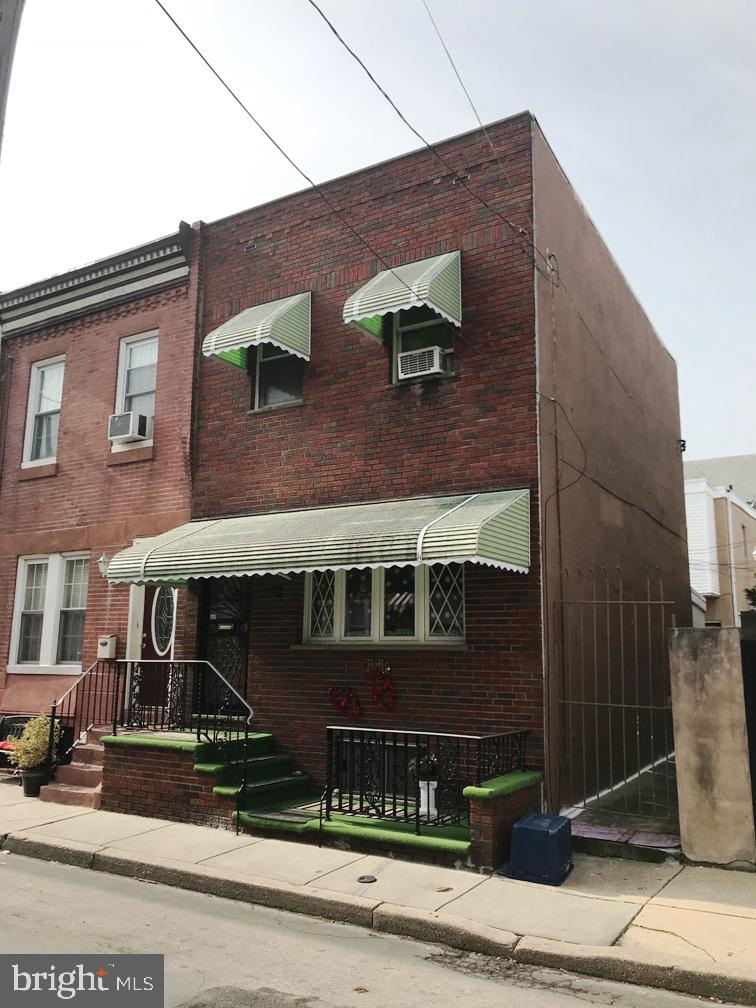 2408 South Chadwick Street Philadelphia, PA 19145 - Photo 2 of 14 Gallery Image 2