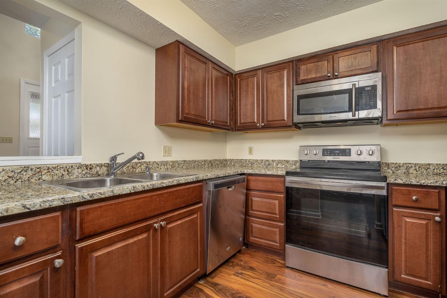 290 Progress Road West Carrollton, OH 45449 - Photo 6 of 31