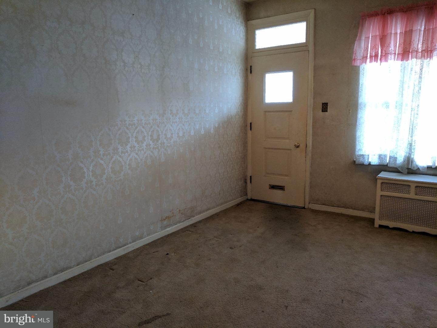 1840 West Ritner Street Philadelphia, PA 19145 - Photo 7 of 15 Living Room