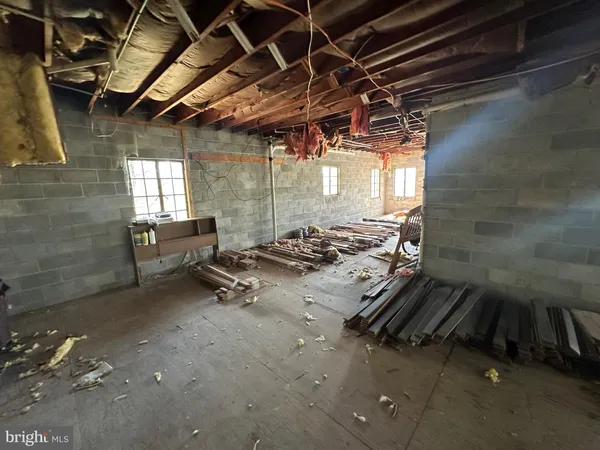 $315,000 | 281 Misty Lane, Berkeley Springs, WV 25411