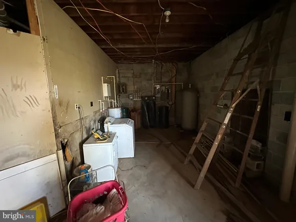 $315,000 | 281 Misty Lane, Berkeley Springs, WV 25411