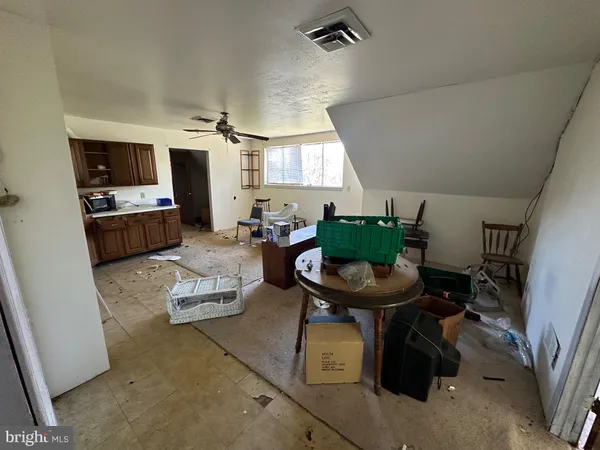 $315,000 | 281 Misty Lane, Berkeley Springs, WV 25411