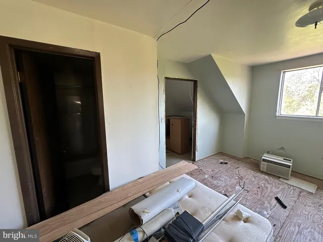 $315,000 | 281 Misty Lane, Berkeley Springs, WV 25411