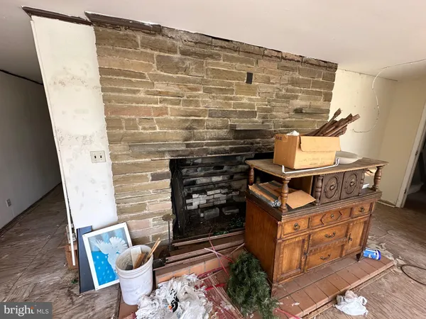 $315,000 | 281 Misty Lane, Berkeley Springs, WV 25411