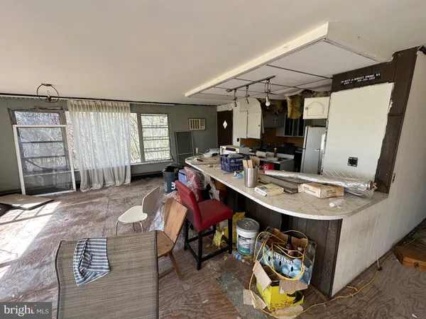 $315,000 | 281 Misty Lane, Berkeley Springs, WV 25411