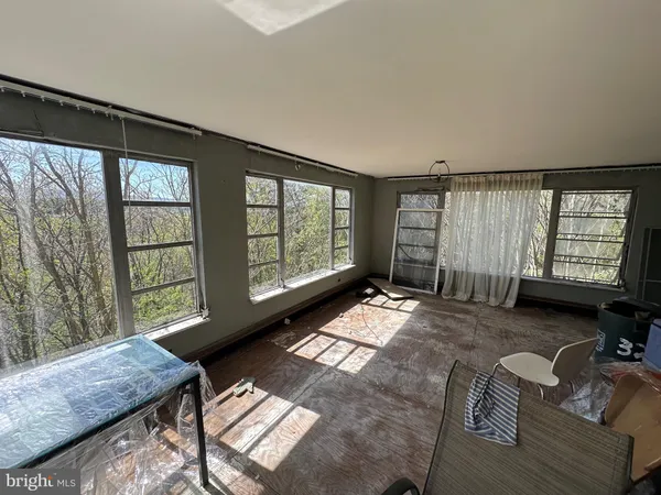 $315,000 | 281 Misty Lane, Berkeley Springs, WV 25411