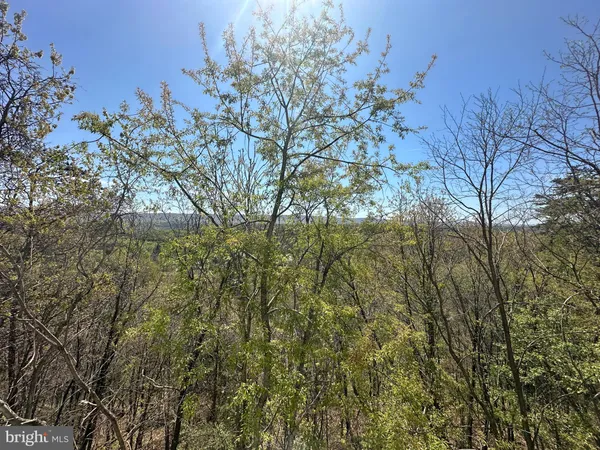 $315,000 | 281 Misty Lane, Berkeley Springs, WV 25411