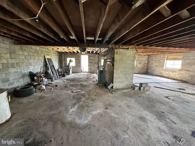 $315,000 | 281 Misty Lane, Berkeley Springs, WV 25411