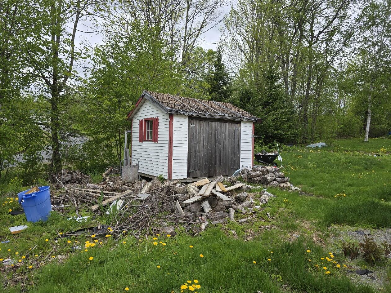 230 Todds Corner Road St. Albans, ME 04971 - Photo 3 of 16 20250521_103902