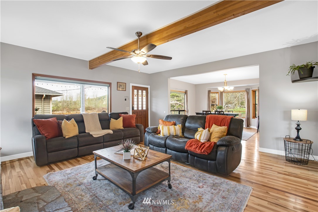 681 Curtis Hill Road Chehalis, WA 98532 - Photo 4 of 40