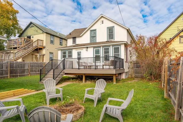 $185,000 | 416 East Camp Street, Ely, MN 55731