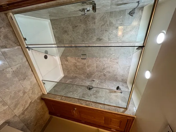 $3,295 | 4051 North Kenmore Avenue, Unit GS, Chicago, IL 60613