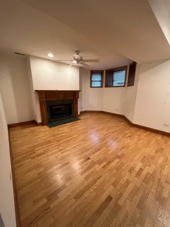 $3,295 | 4051 North Kenmore Avenue, Unit GS, Chicago, IL 60613