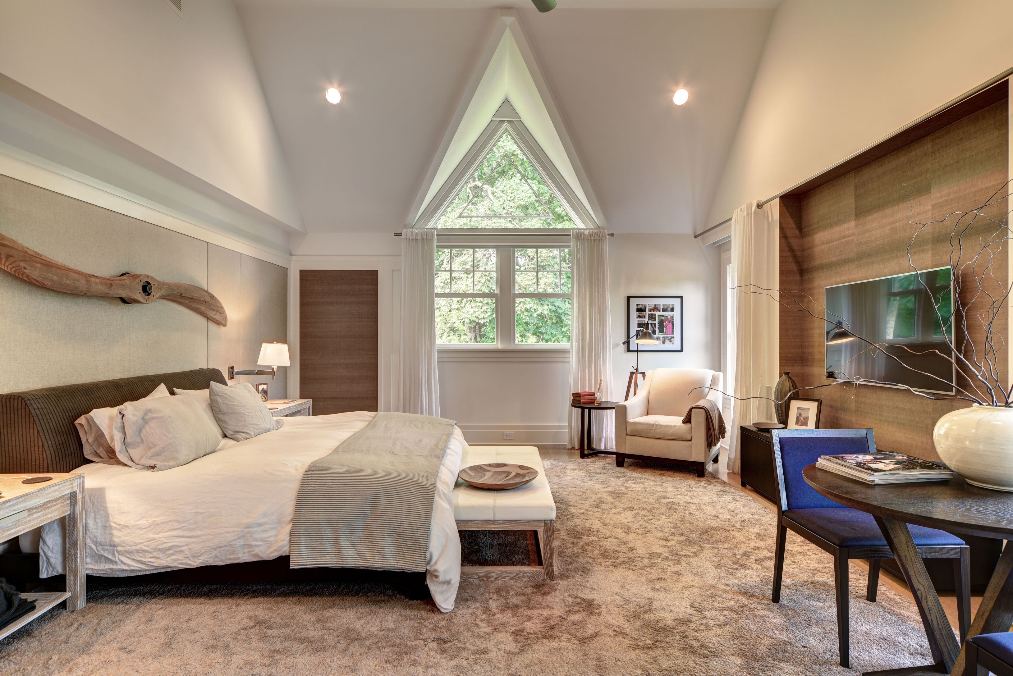 12 Baiting Hollow Road East Hampton, NY 11937 - Photo 17 of 38