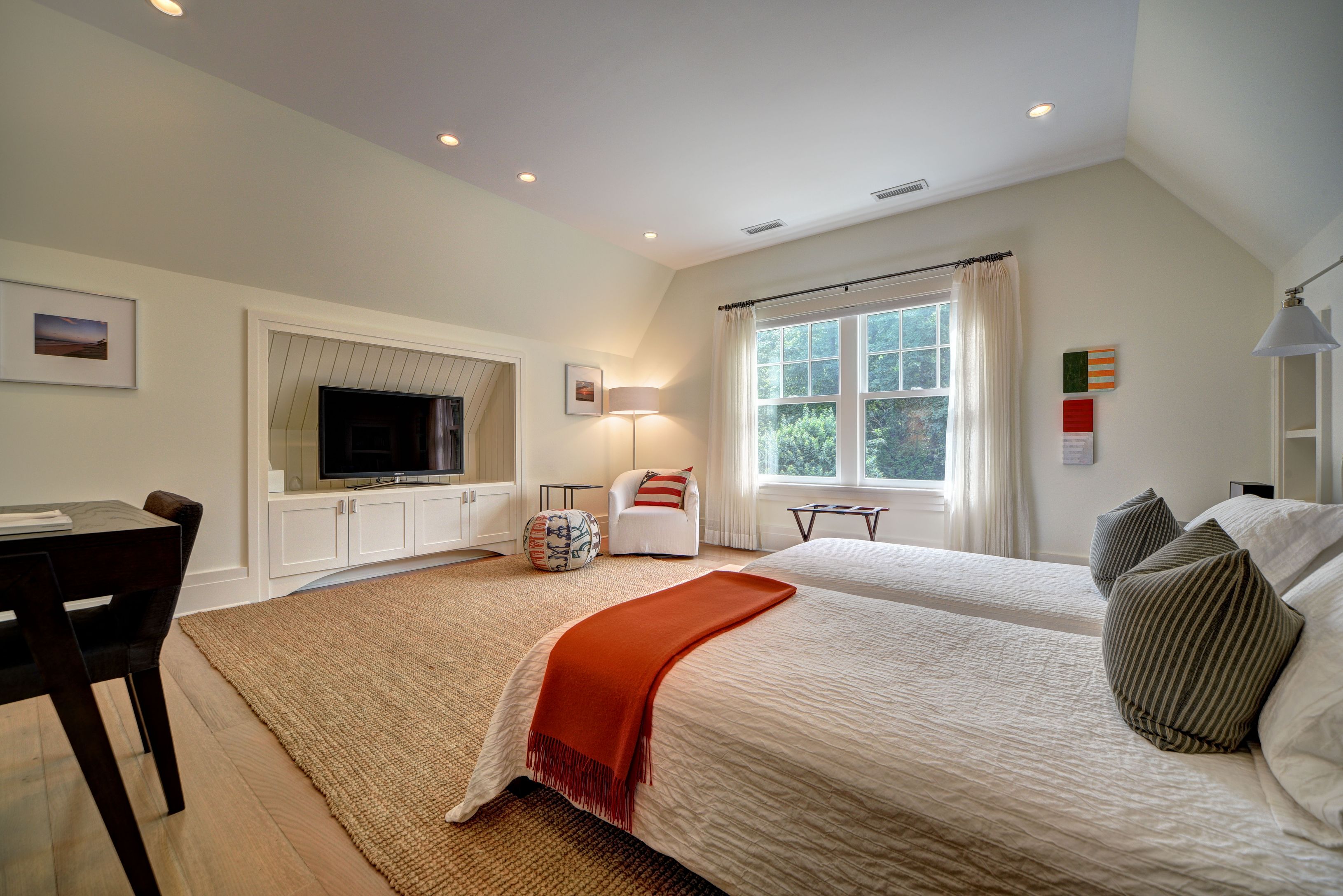 12 Baiting Hollow Road East Hampton, NY 11937 - Photo 26 of 38