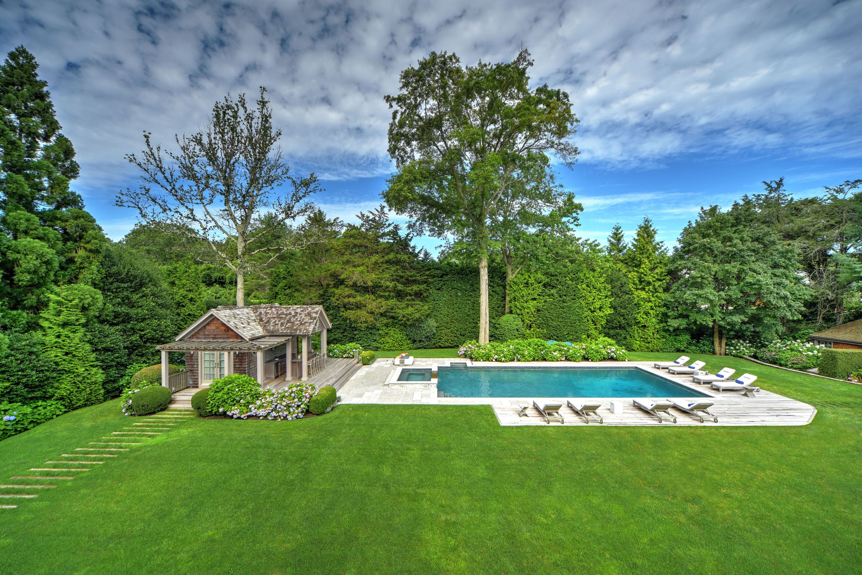 12 Baiting Hollow Road East Hampton, NY 11937 - Photo 32 of 38