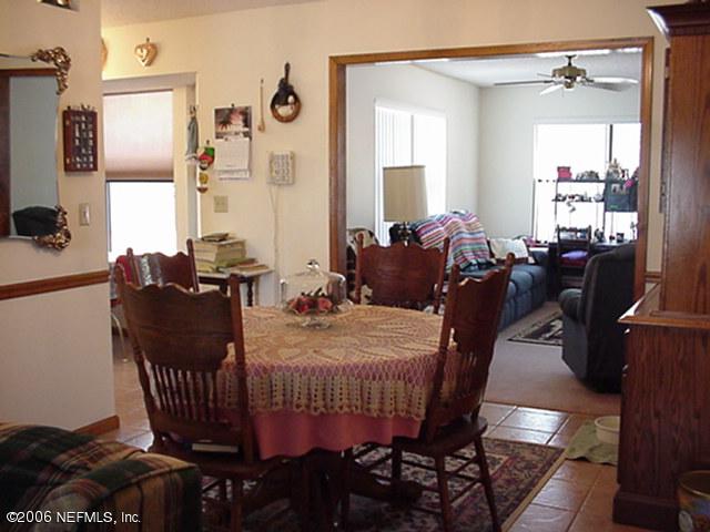 4322 Hall And Boree Road Middleburg, FL 32068 - Photo 15 of 23 Dinning Room looking into Family Rm