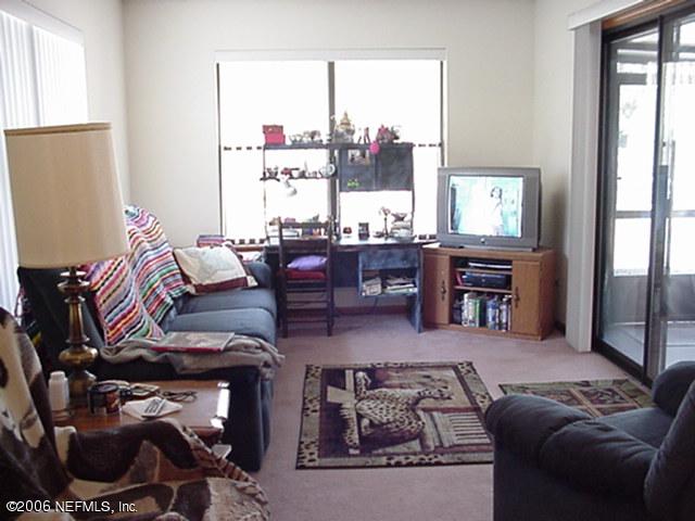 4322 Hall And Boree Road Middleburg, FL 32068 - Photo 16 of 23 Family Room