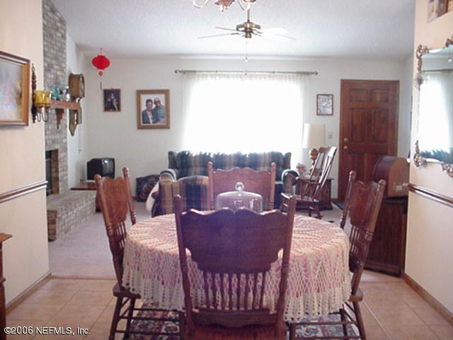 4322 Hall And Boree Road Middleburg, FL 32068 - Photo 17 of 23 Dinning Room/Great Room