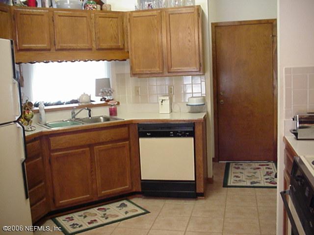 4322 Hall And Boree Road Middleburg, FL 32068 - Photo 21 of 23 Kitchen