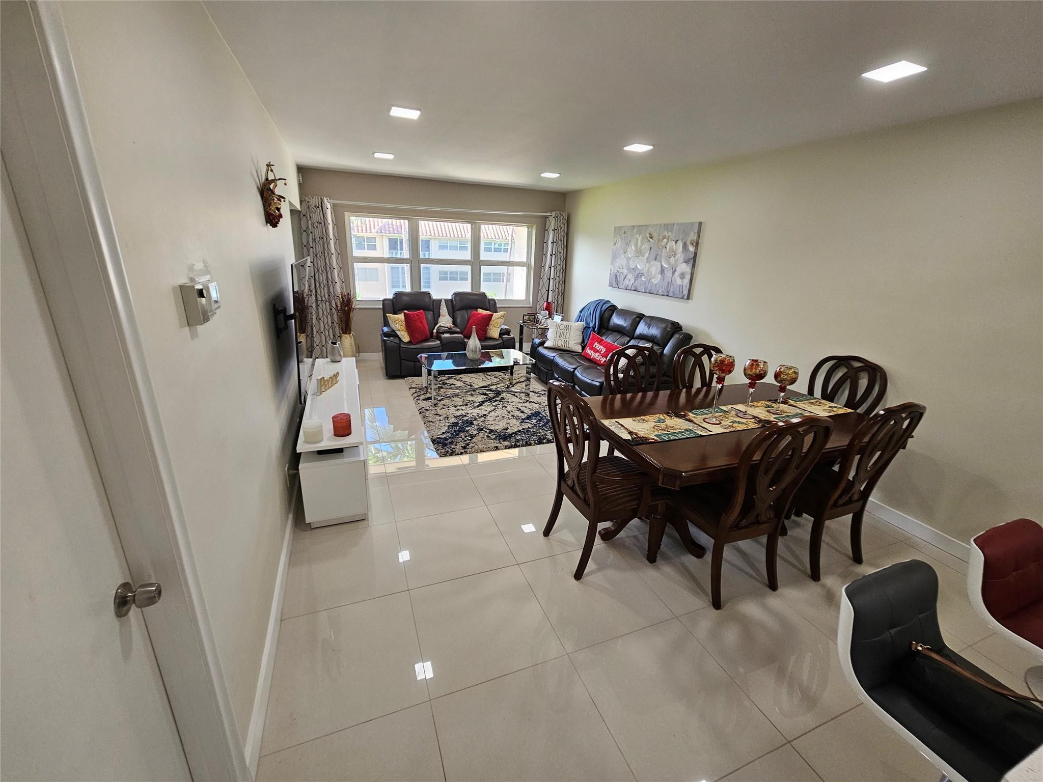400 Northeast 20th Street, Unit D308 Boca Raton, FL 33431 - Photo 8 of 36 Photo 8