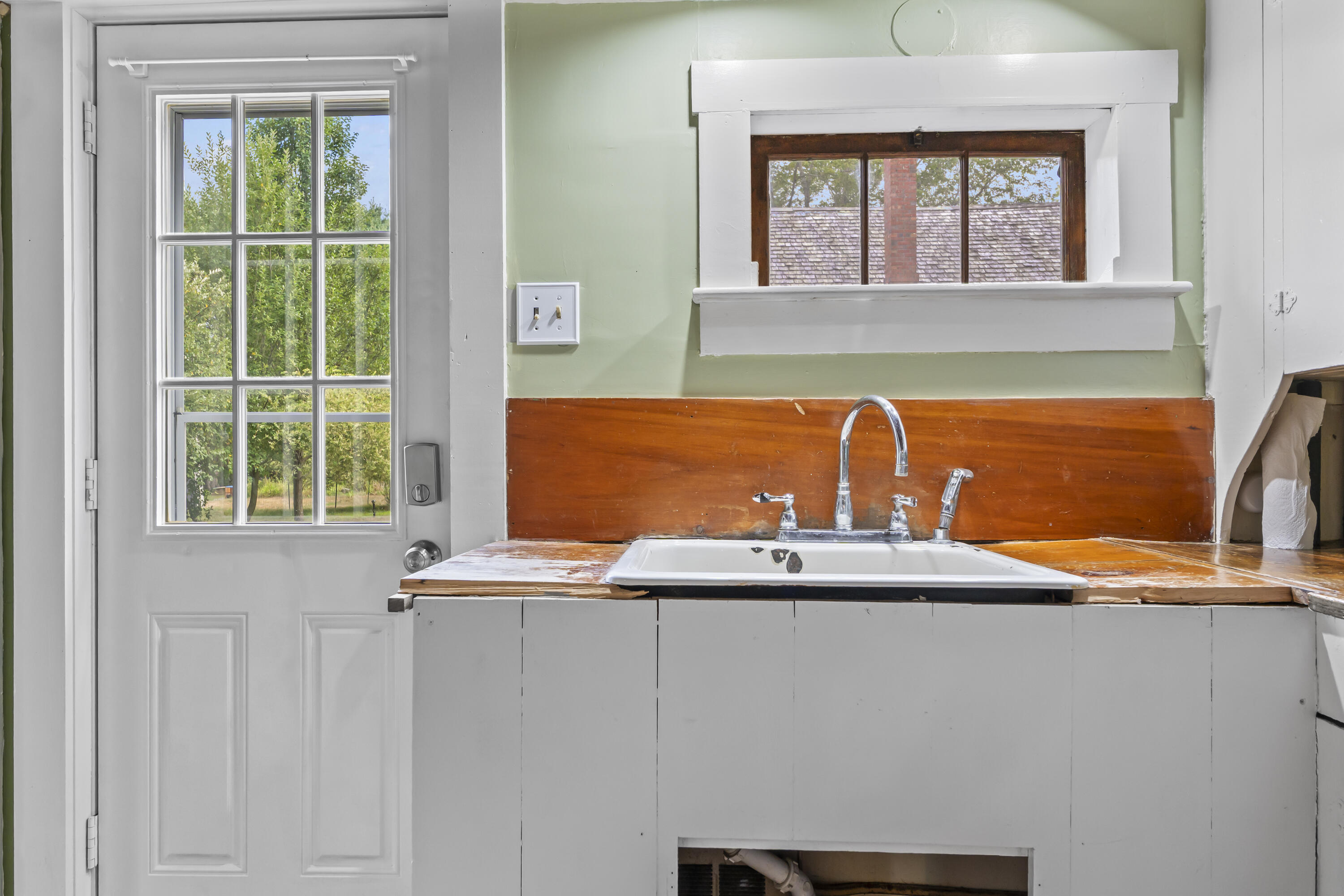 58 Cutts Road Kittery, ME 03904 - Photo 40 of 57 Cottage Kitchen