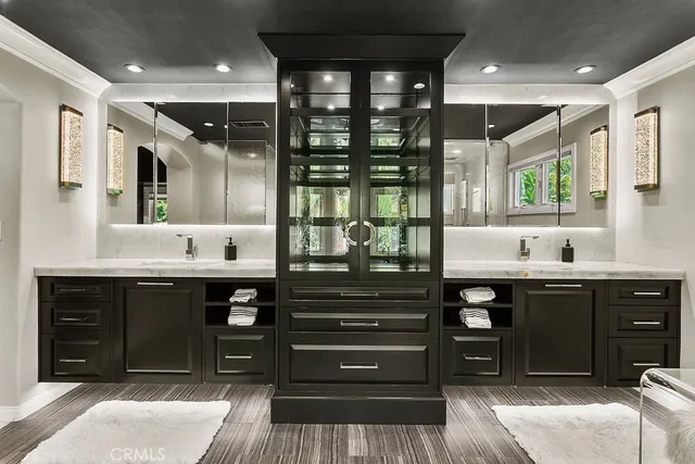 a view of a backyard with table and chairs and plants