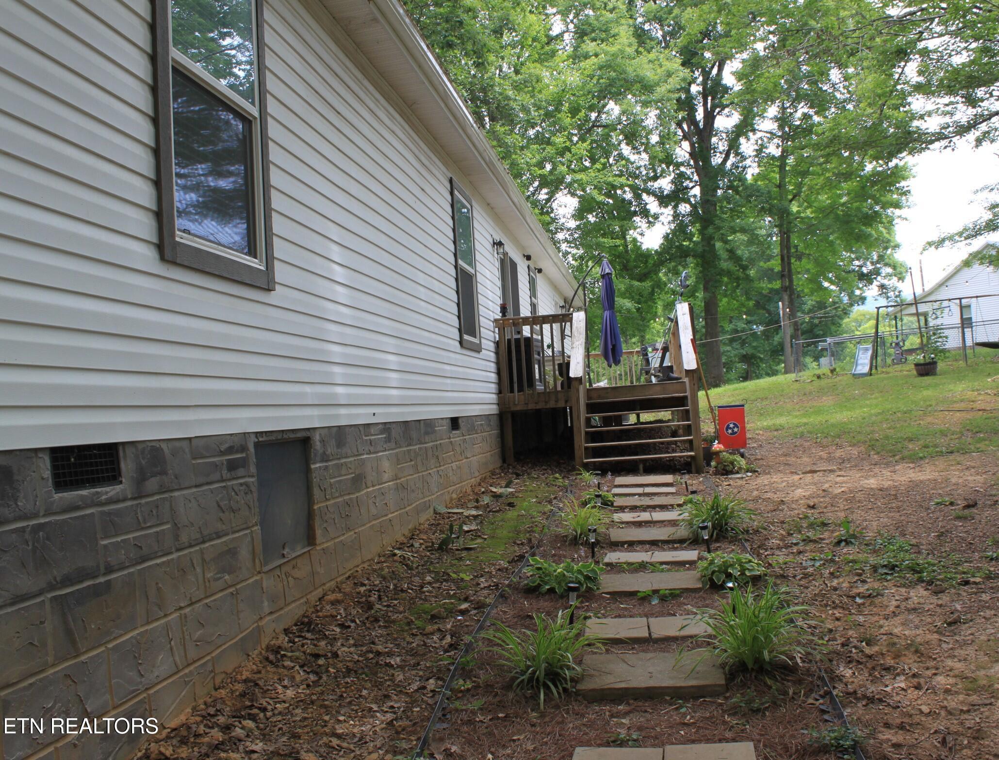 439 Zachary Road Blaine, TN 37709 - Photo 3 of 39 IMG_9331 (2)