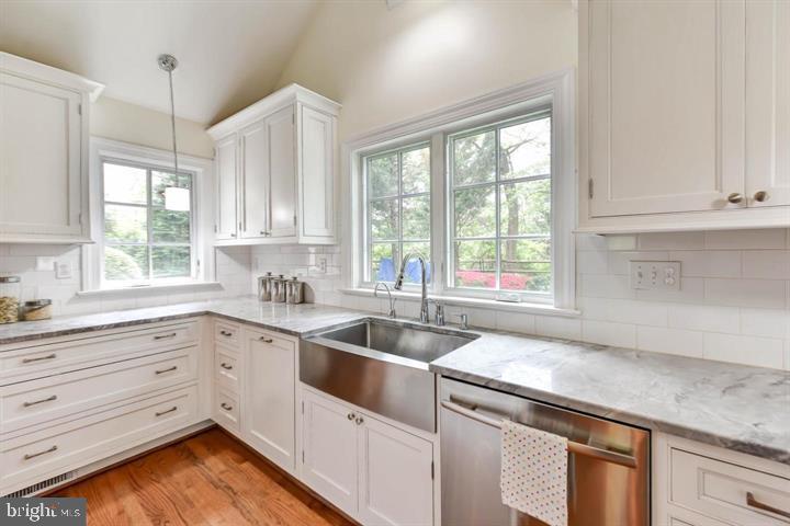 7219 Hyde Road Falls Church, VA 22043 - Photo 11 of 47