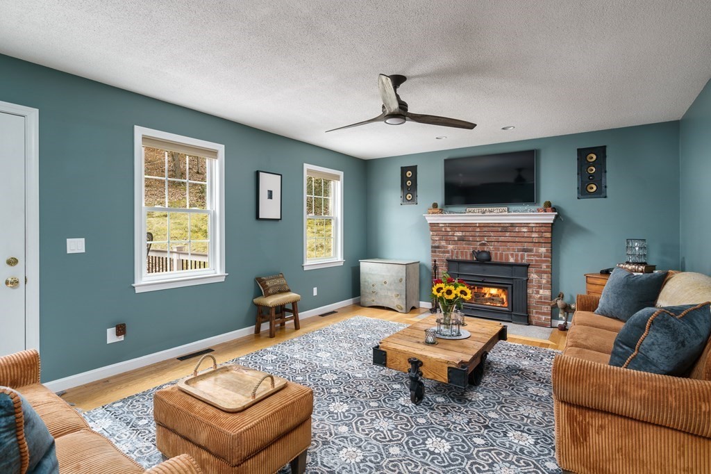 326 Fomer Road Southampton, MA 01073 - Photo 13 of 42 Gallery Image 13