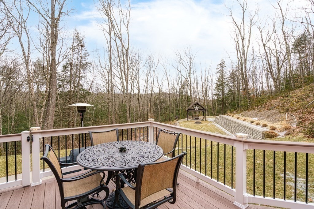 326 Fomer Road Southampton, MA 01073 - Photo 39 of 42 Gallery Image 39