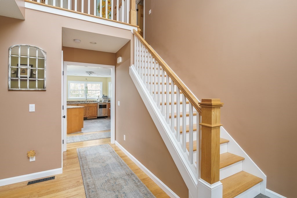 326 Fomer Road Southampton, MA 01073 - Photo 4 of 42 Gallery Image 4