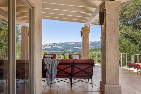 $3,250,000 | 17485 Mallard Drive, Sonoma, CA 95476