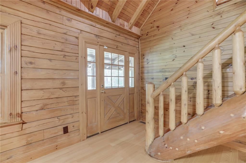 981 West Rabbit Run Martinsville, IN 46151 - Photo 3 of 41 Gallery Image 3