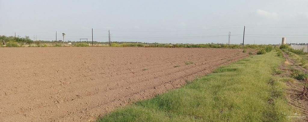 0 Mile 4 Road North Mercedes, TX 78570 - Photo 5 of 6 a view of a ocean with beach