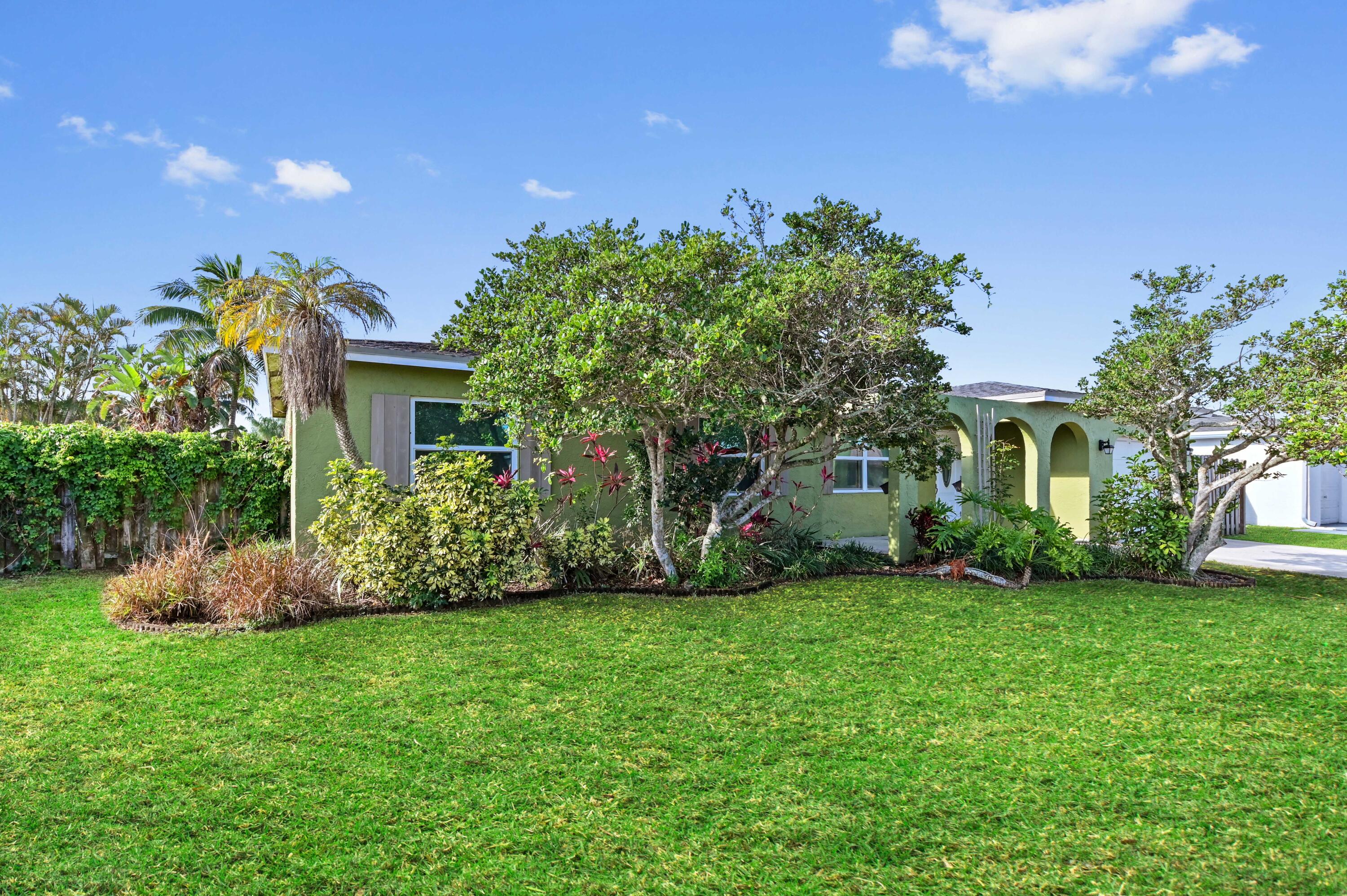 4600 Baldric Street Boca Raton, FL 33428 - Photo 33 of 33 02 Front 01