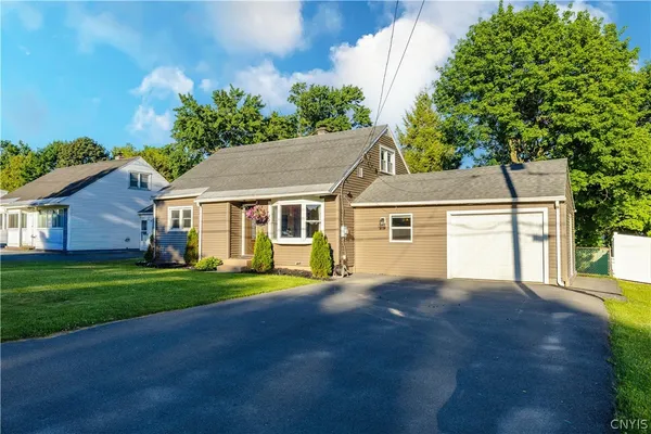 $375,000 | 122 Floyd Avenue, Deerfield, NY 13502